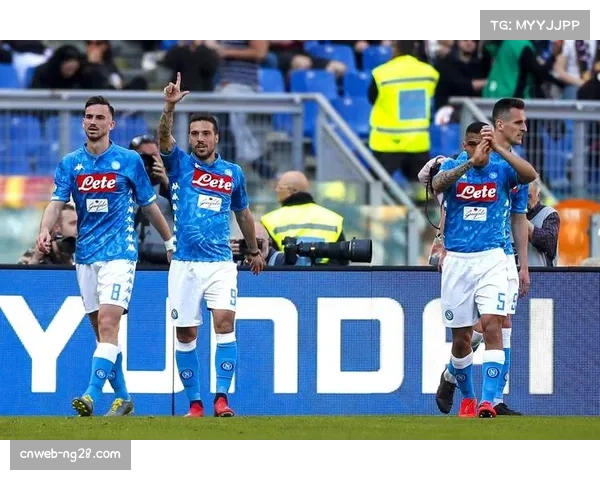 莫拉塔罚丢点球 那不勒斯主场战平科莫互交白卷